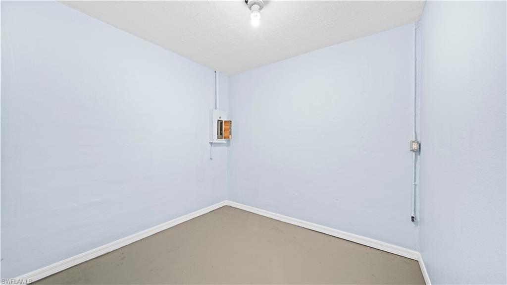 FORT MYERS - Residential