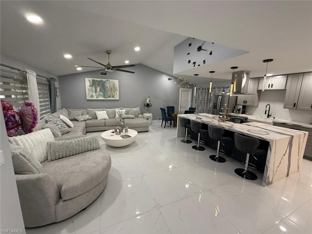 102 Muirfield CIR