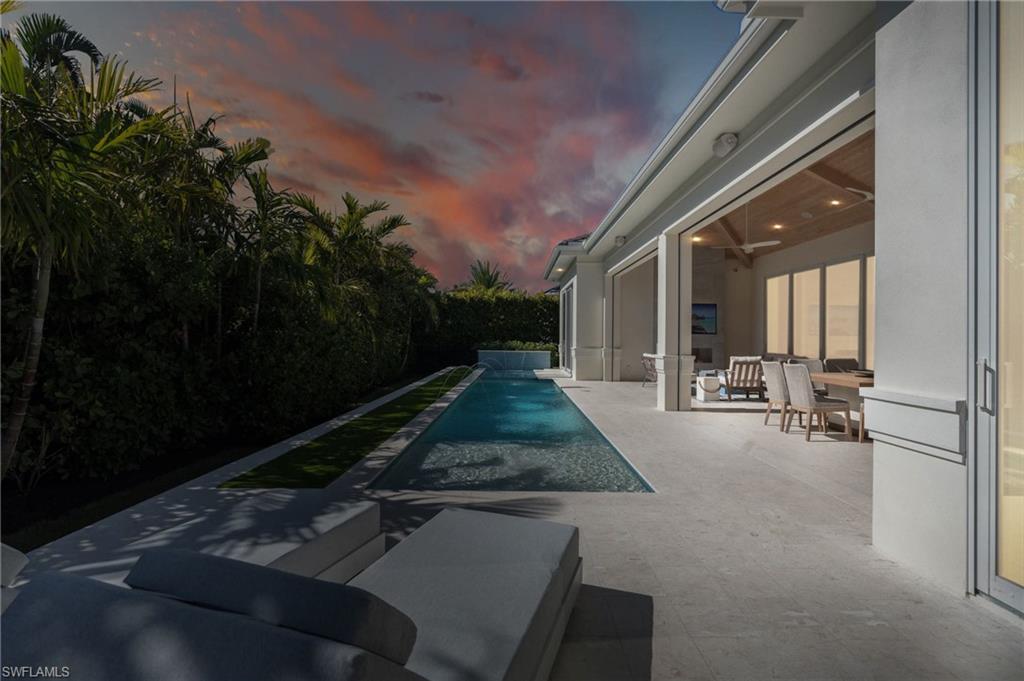 PARK SHORE - Residential