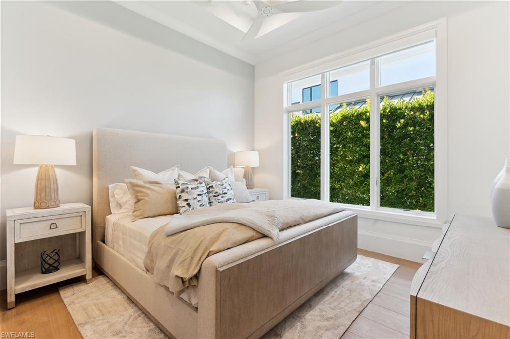 PARK SHORE - Residential