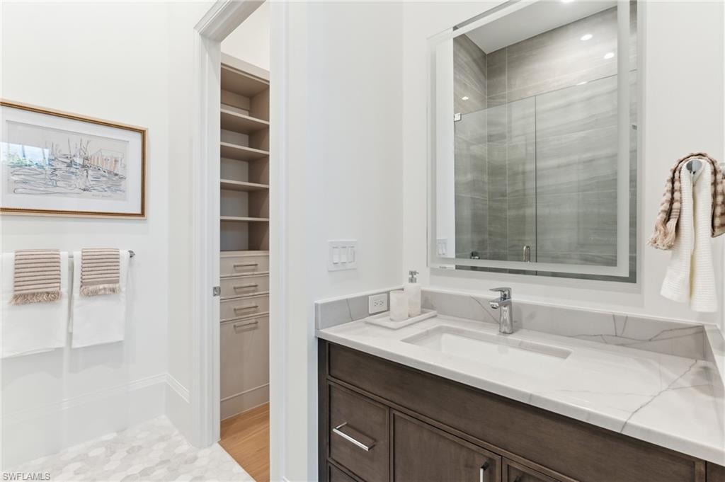 PARK SHORE - Residential