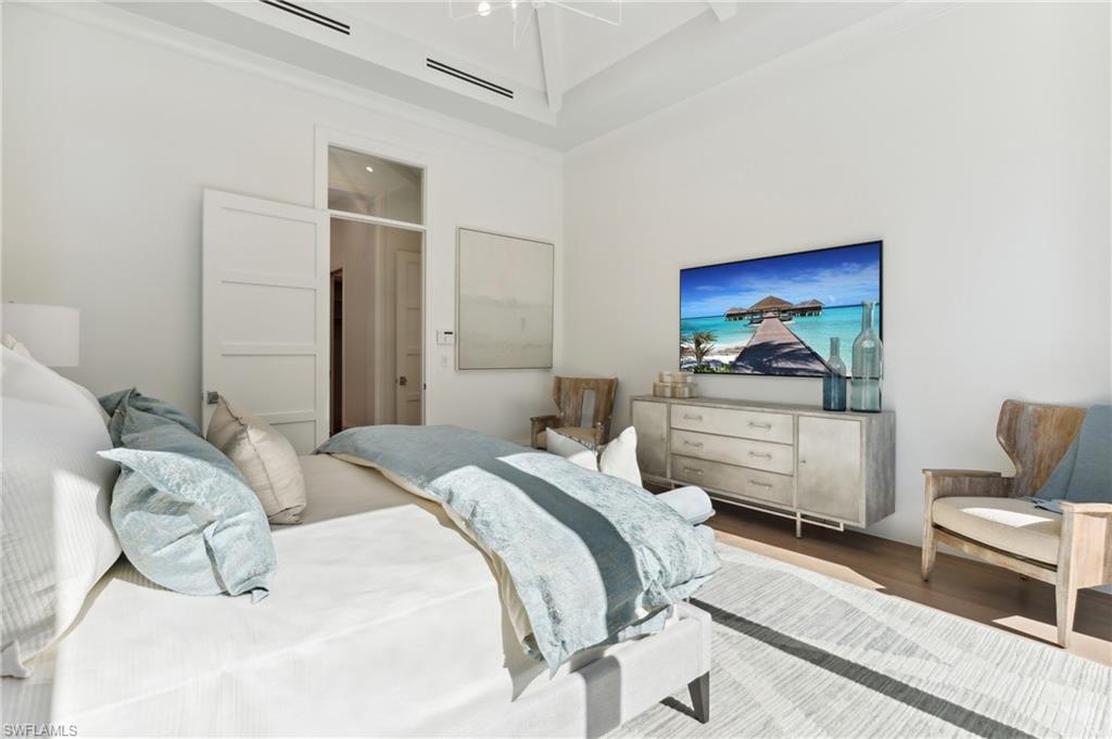 PARK SHORE - Residential