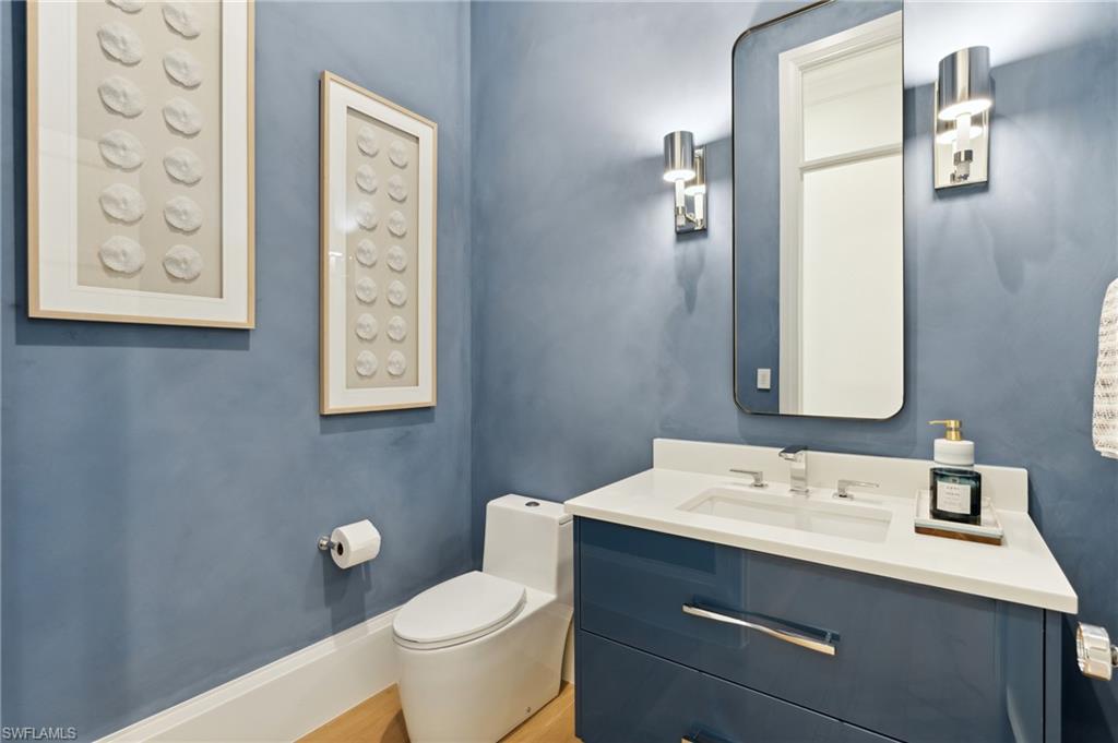 PARK SHORE - Residential