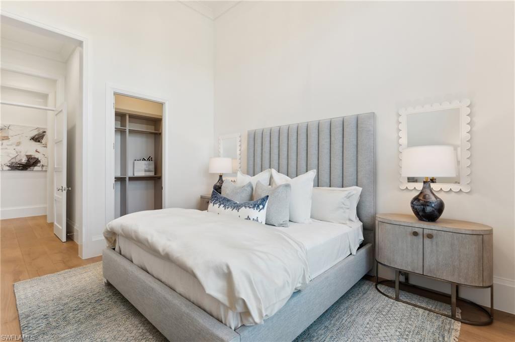 PARK SHORE - Residential