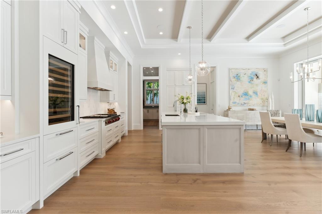 PARK SHORE - Residential