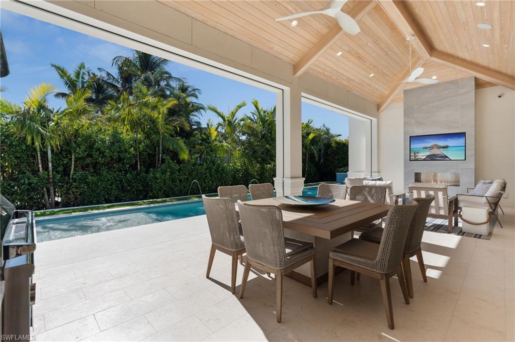 PARK SHORE - Residential