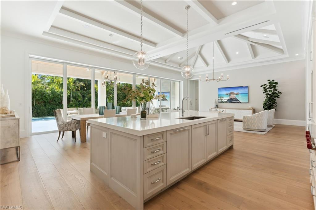 PARK SHORE - Residential