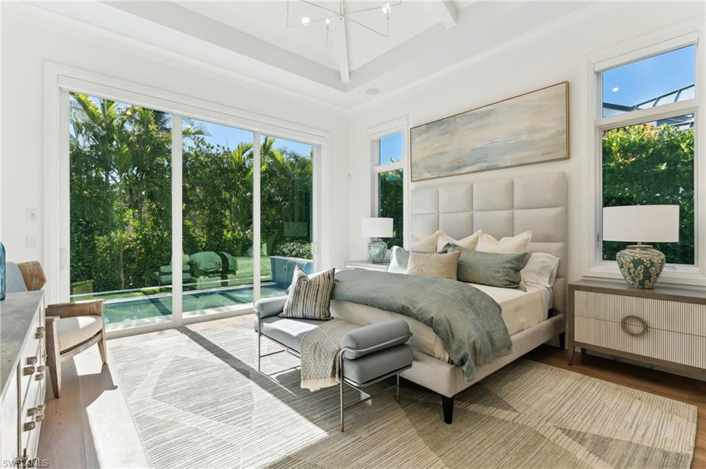 PARK SHORE - Residential