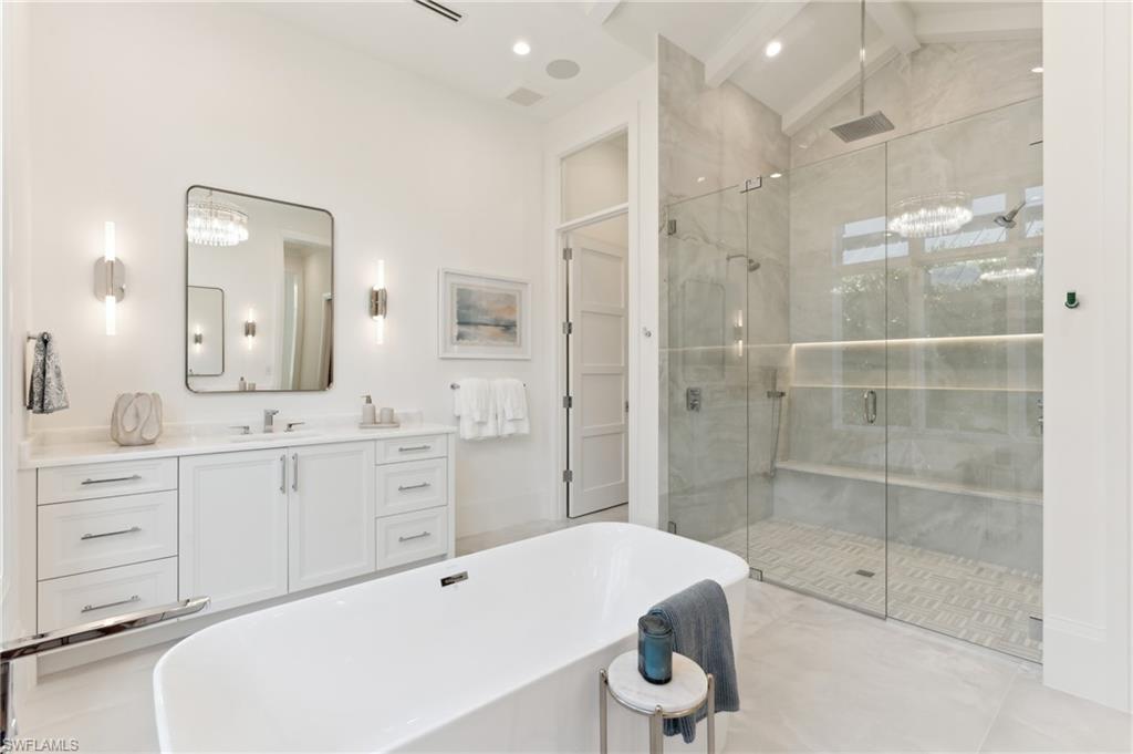 PARK SHORE - Residential