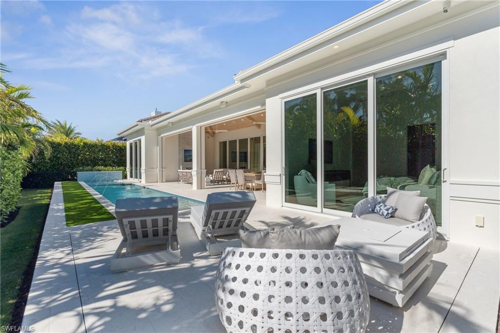 PARK SHORE - Residential