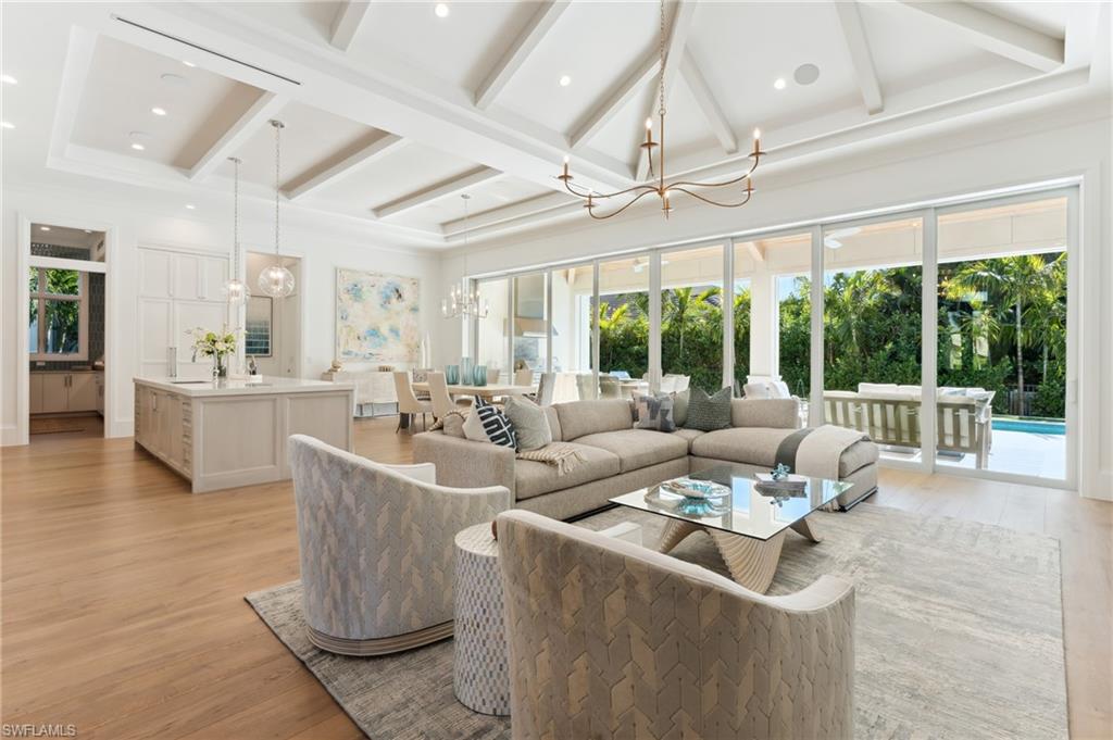 PARK SHORE - Residential