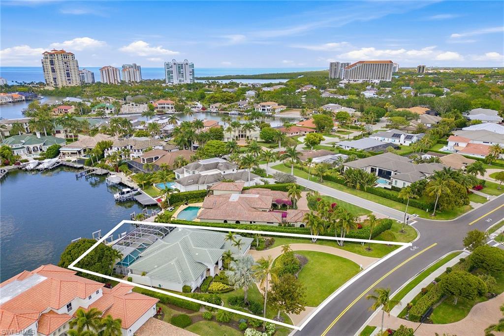 PARK SHORE - Residential