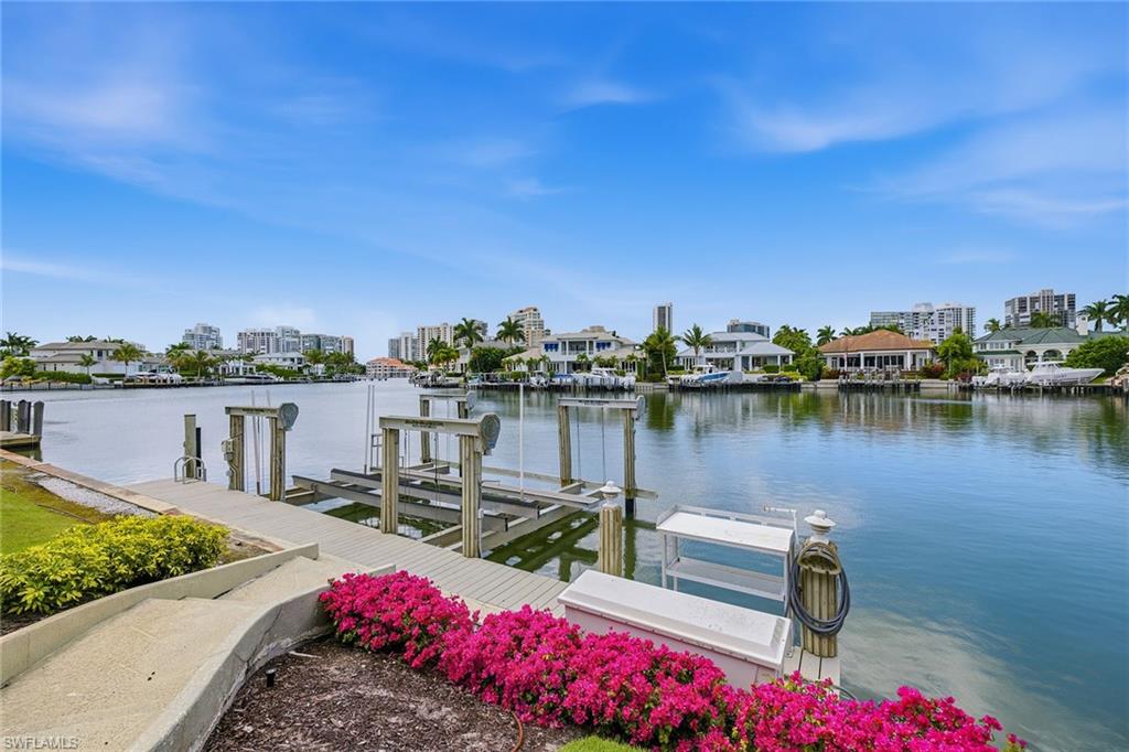 PARK SHORE - Residential