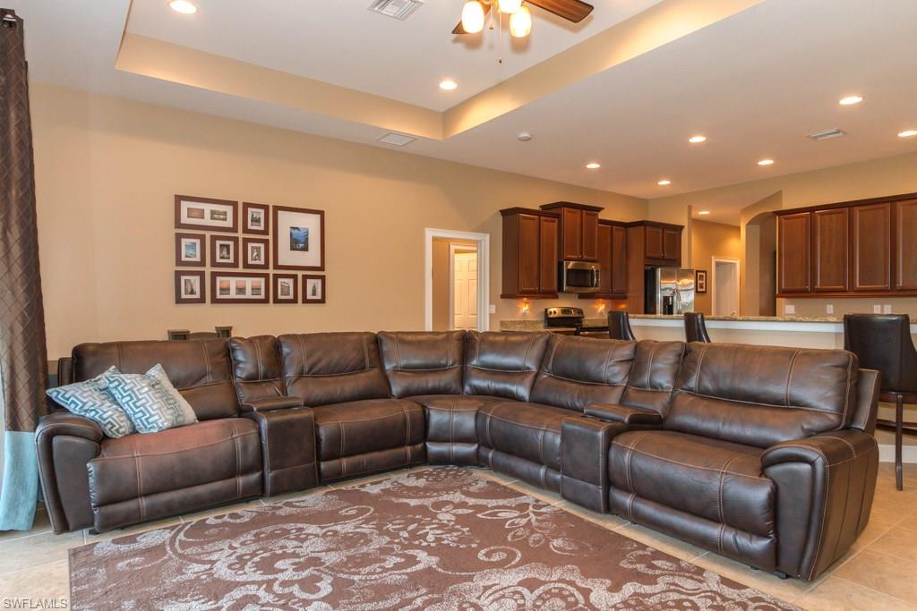 VALENCIA COUNTRY CLUB - Residential