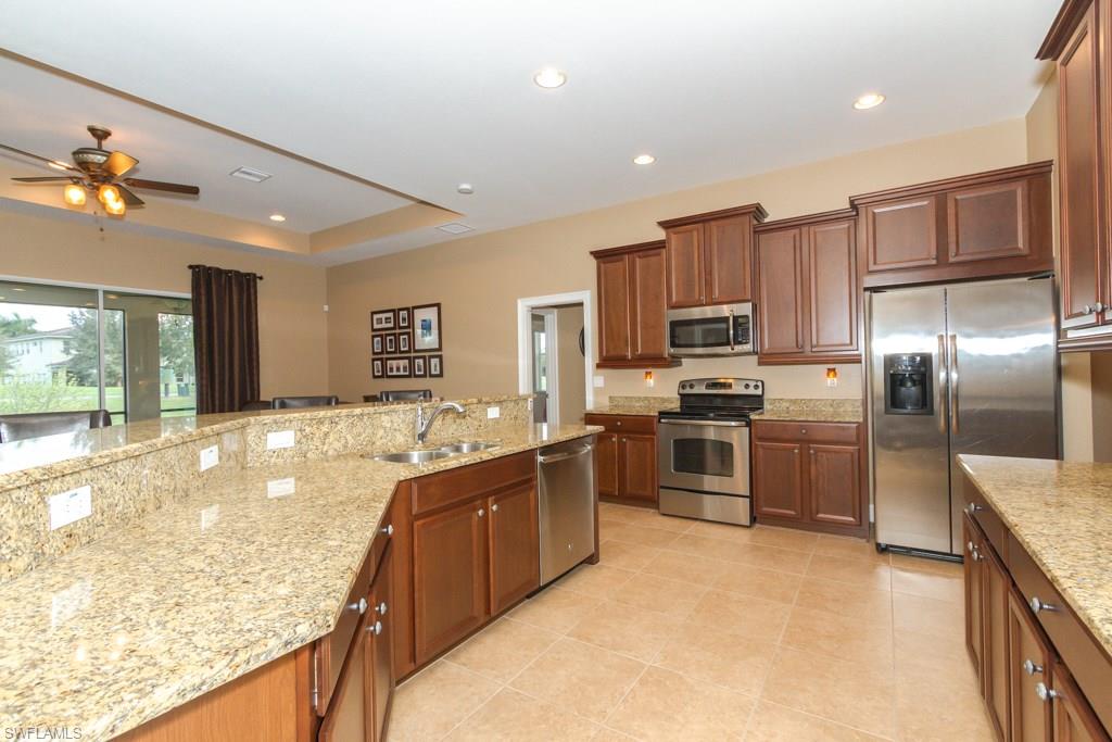 VALENCIA COUNTRY CLUB - Residential