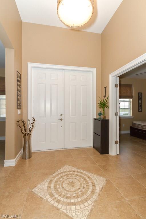 VALENCIA COUNTRY CLUB - Residential