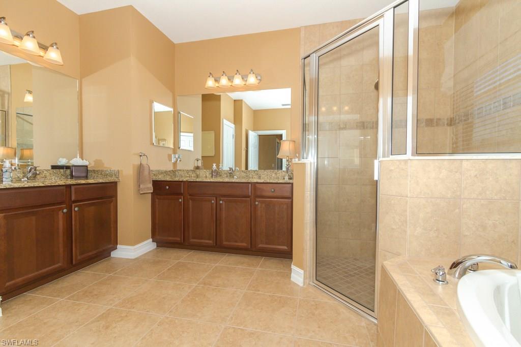 VALENCIA COUNTRY CLUB - Residential