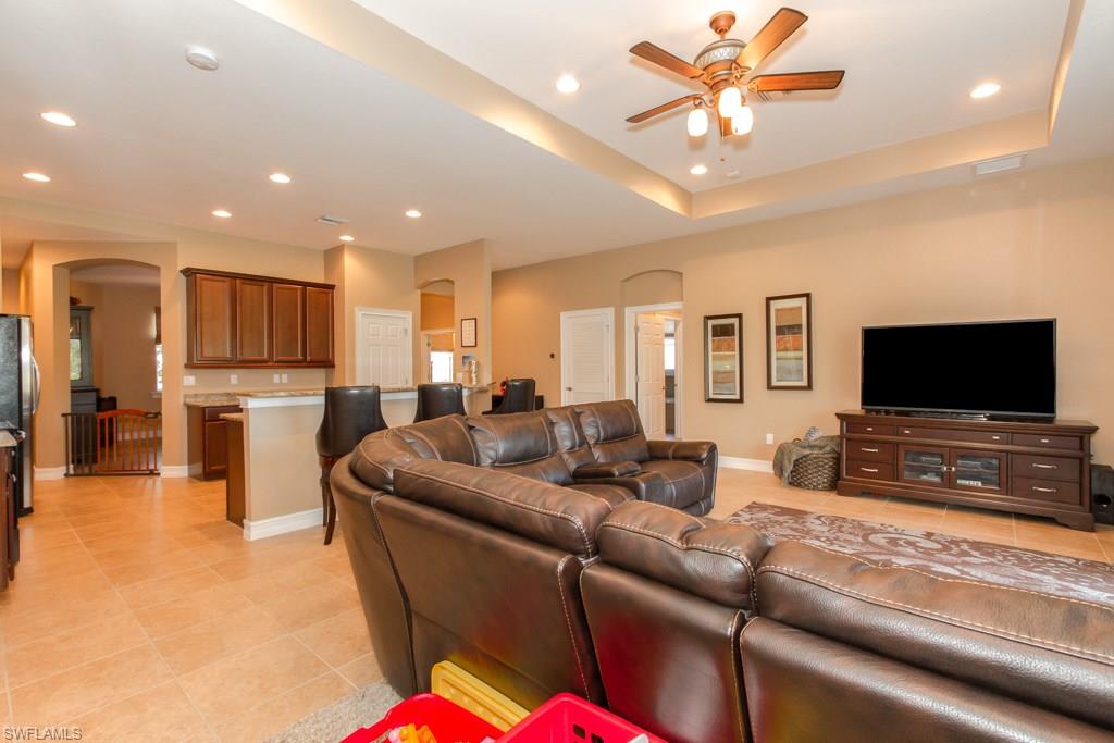 VALENCIA COUNTRY CLUB - Residential