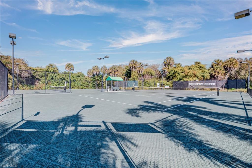 VILLAS AT COUNTRY CREEK - Residential