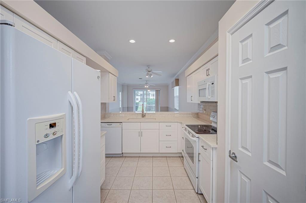 VILLAS AT COUNTRY CREEK - Residential