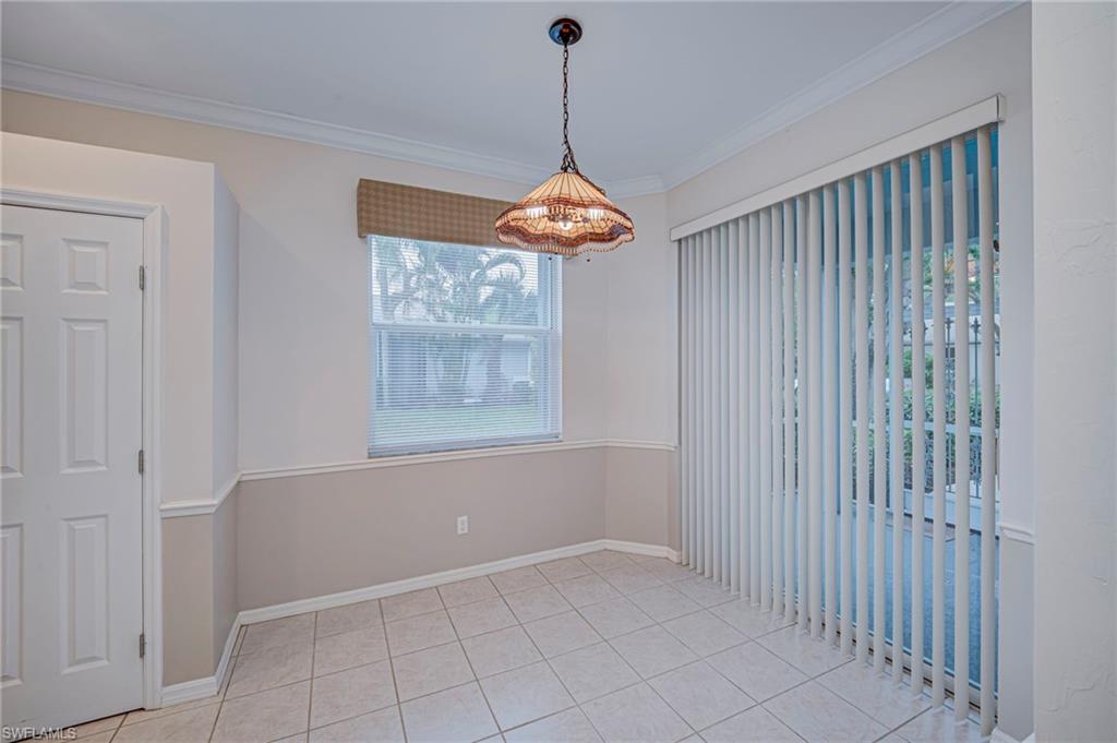 VILLAS AT COUNTRY CREEK - Residential