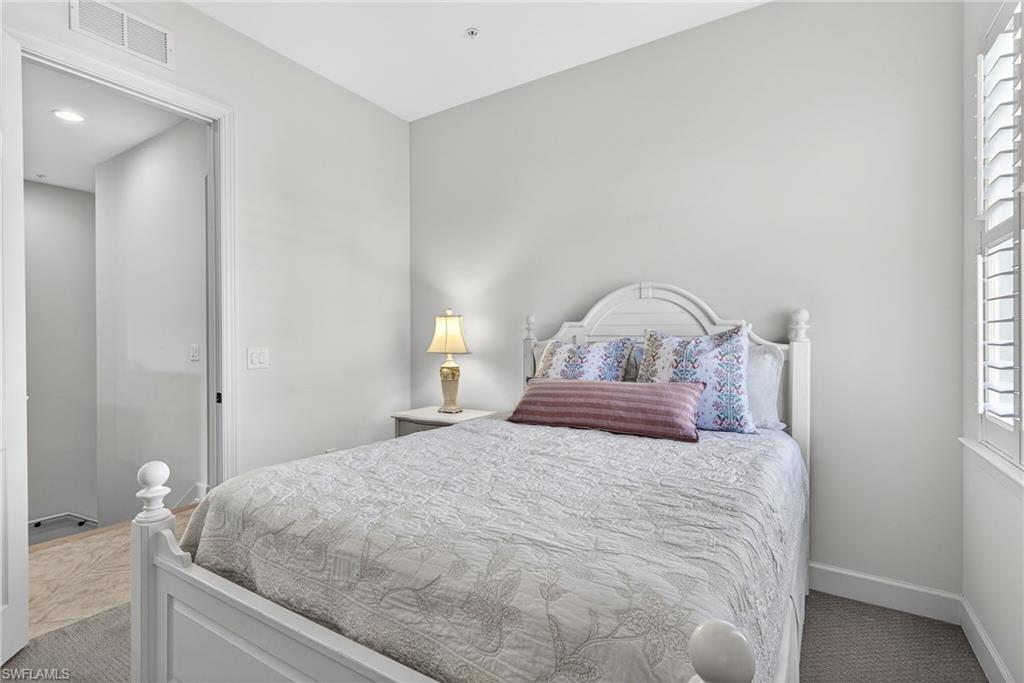 SOMERSET - Residential