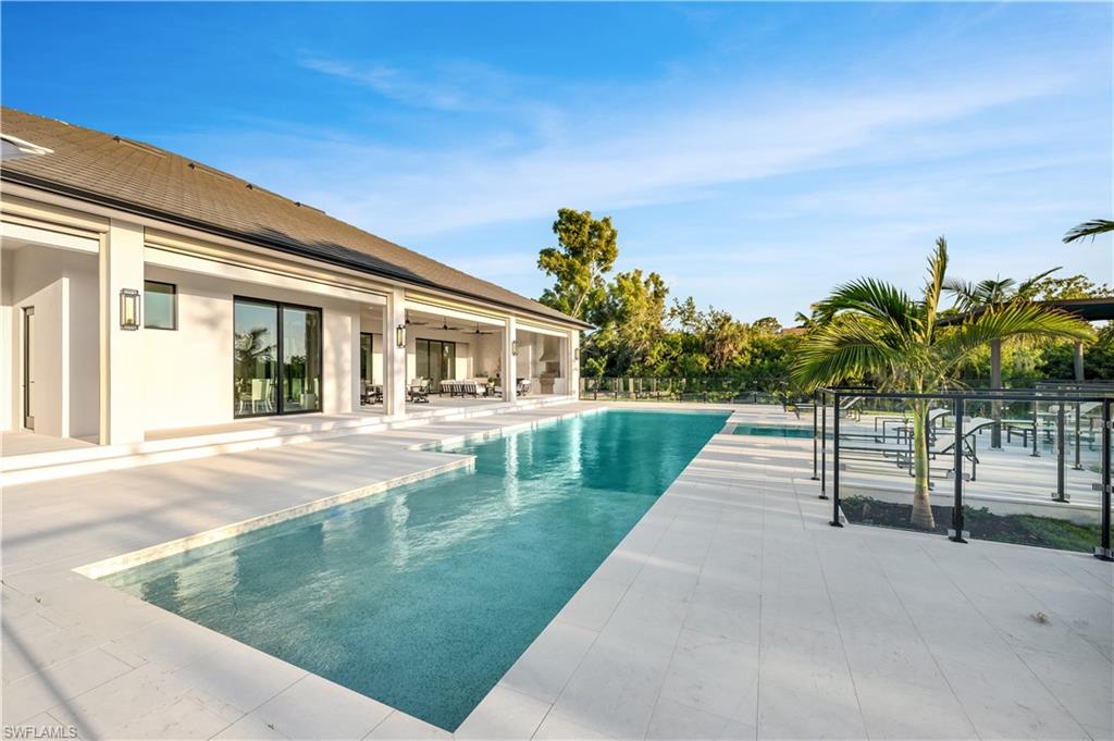 AUDUBON COUNTRY CLUB - Residential