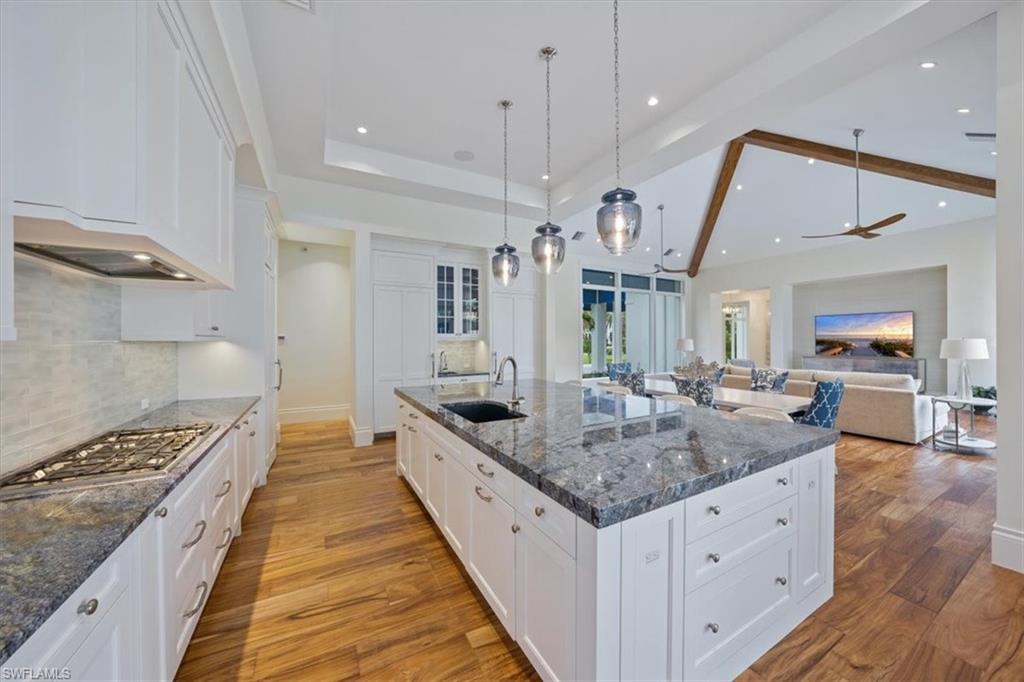 QUAIL WEST - Residential