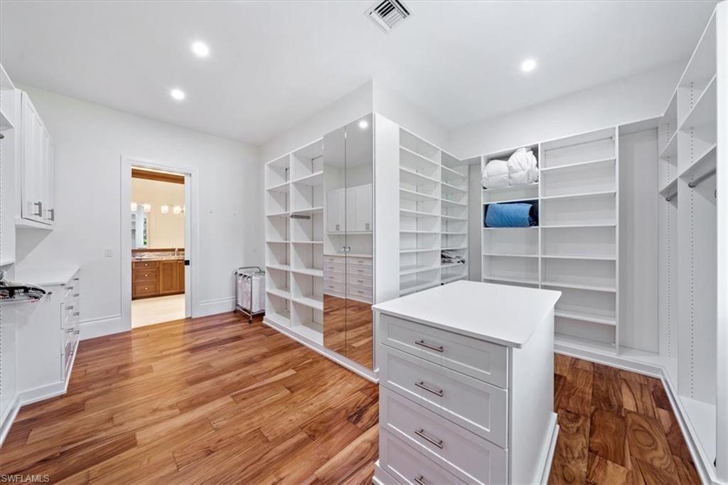 QUAIL WEST - Residential