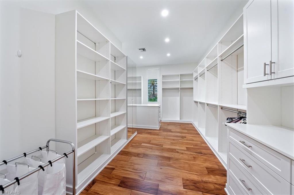 QUAIL WEST - Residential