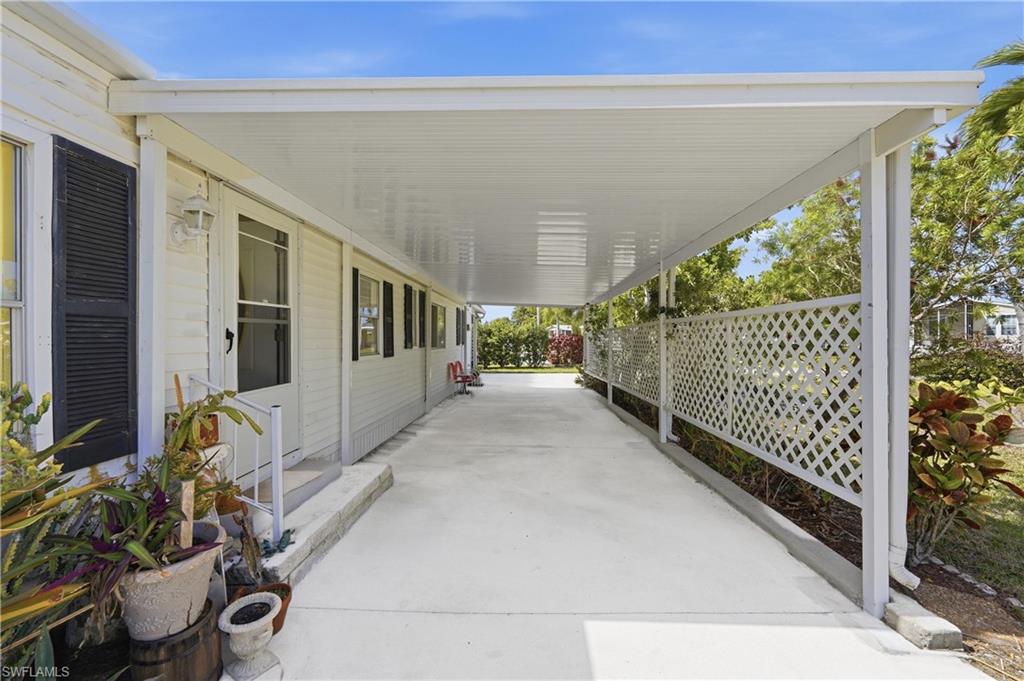 RIVERWOOD - Residential