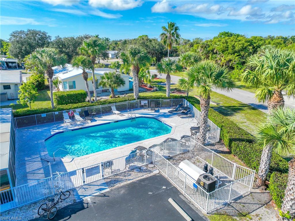 RIVERWOOD - Residential