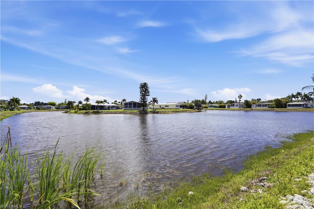 RIVERWOOD - Residential