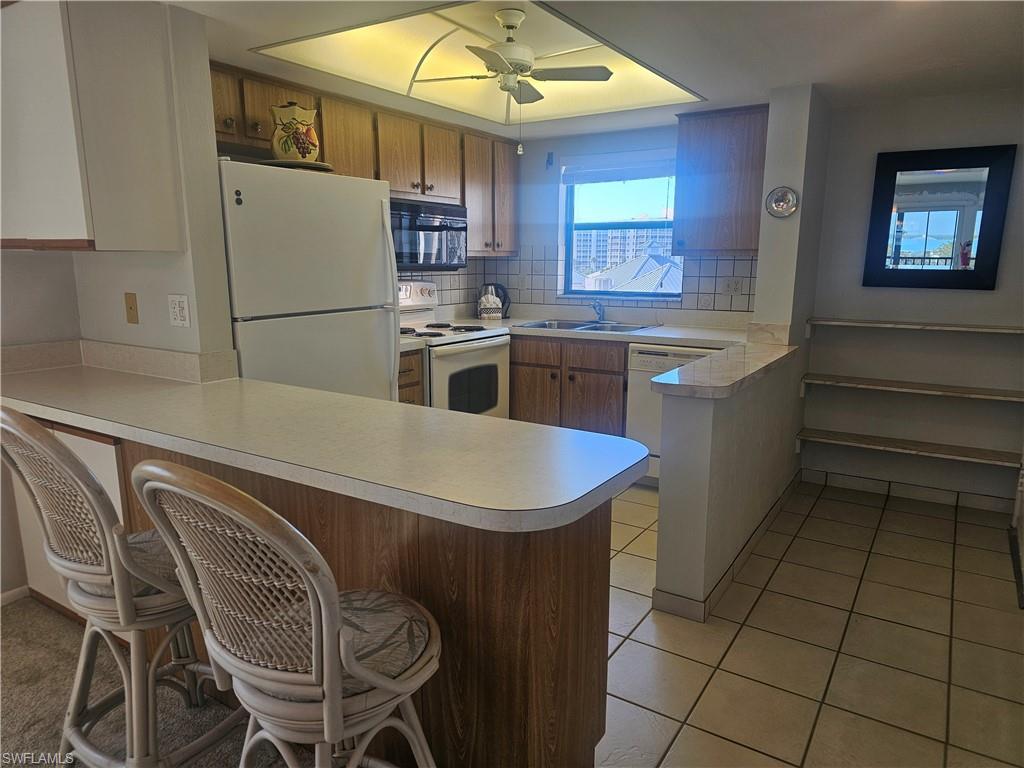 ESTERO COVE CONDO - Residential