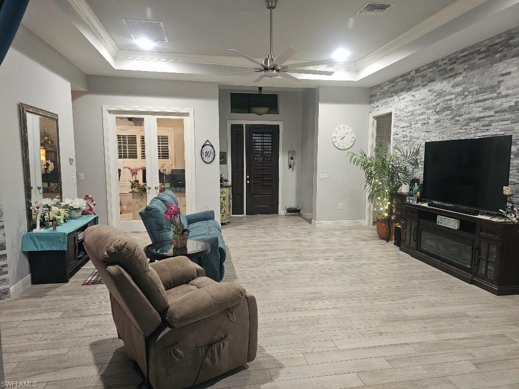 PARADISE WOODS - Residential