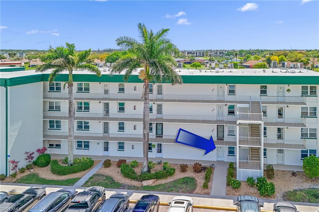 SEVEN LAKES - Residential