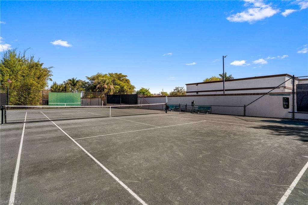 SEVEN LAKES - Residential