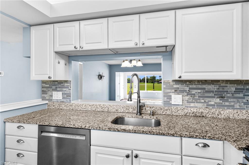 SEVEN LAKES - Residential