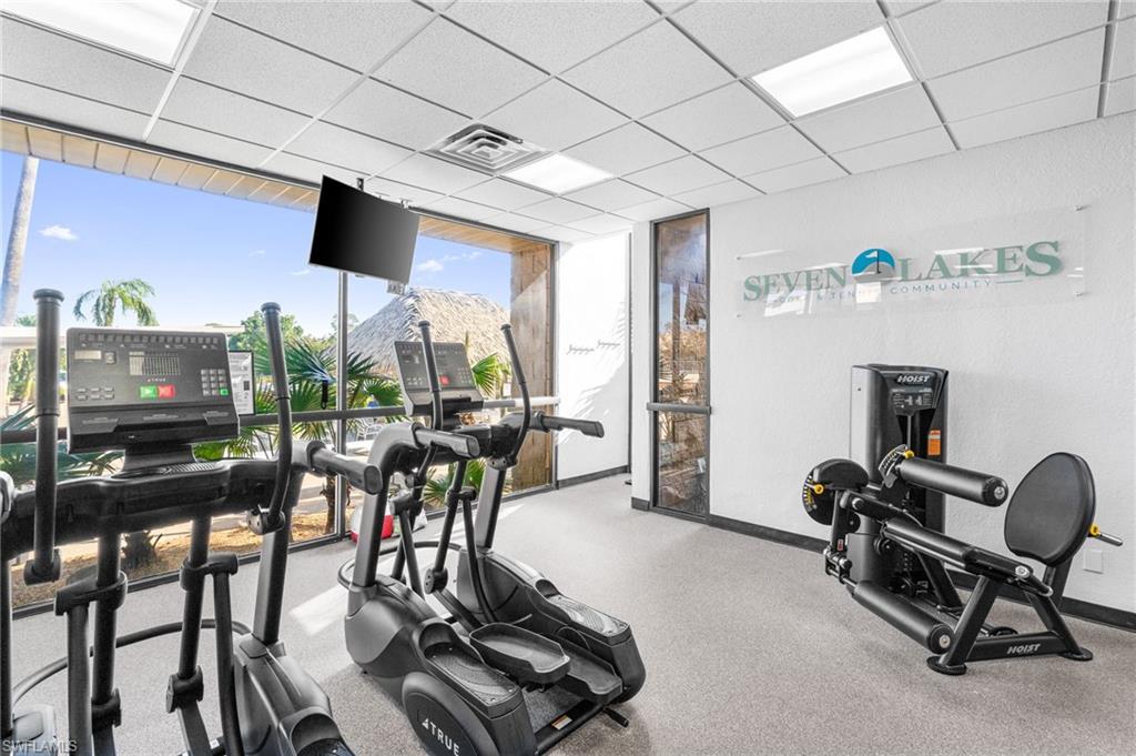 SEVEN LAKES - Residential