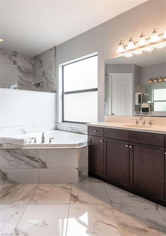 MARBELLA ISLES - Residential