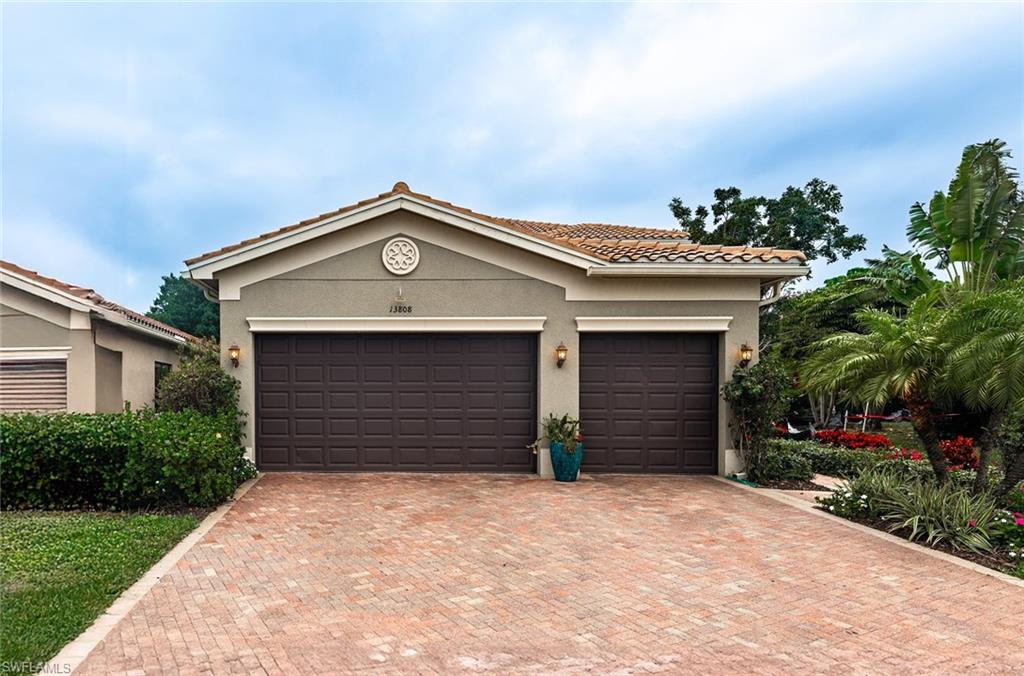 MARBELLA ISLES - Residential