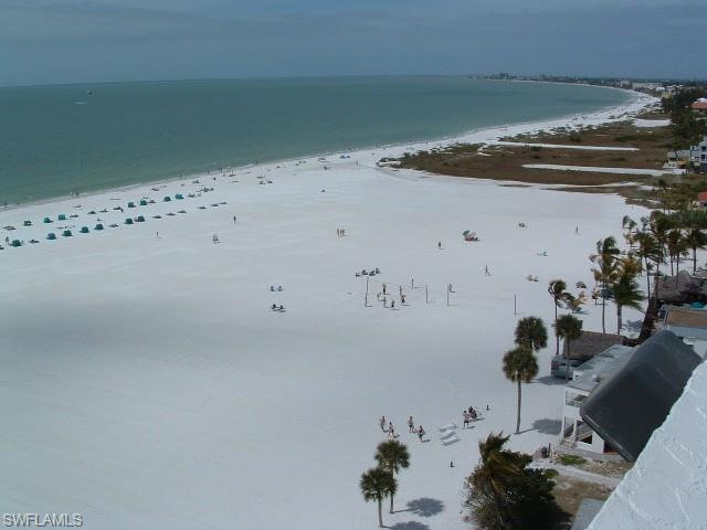 SUNSET CONDO - Residential