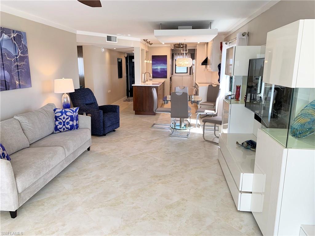 SUNSET CONDO - Residential