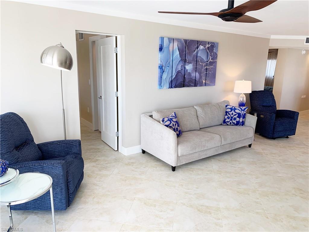 SUNSET CONDO - Residential