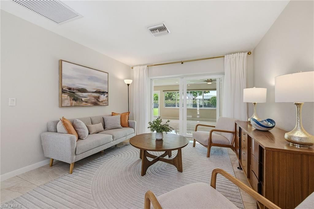 Photo of 425 Pine Lake DR, NAPLES, FL 34112 (MLS # 226017373)