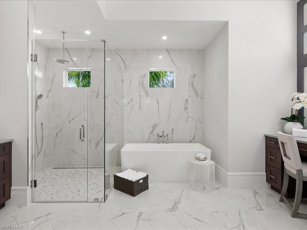 MOORINGS - Residential