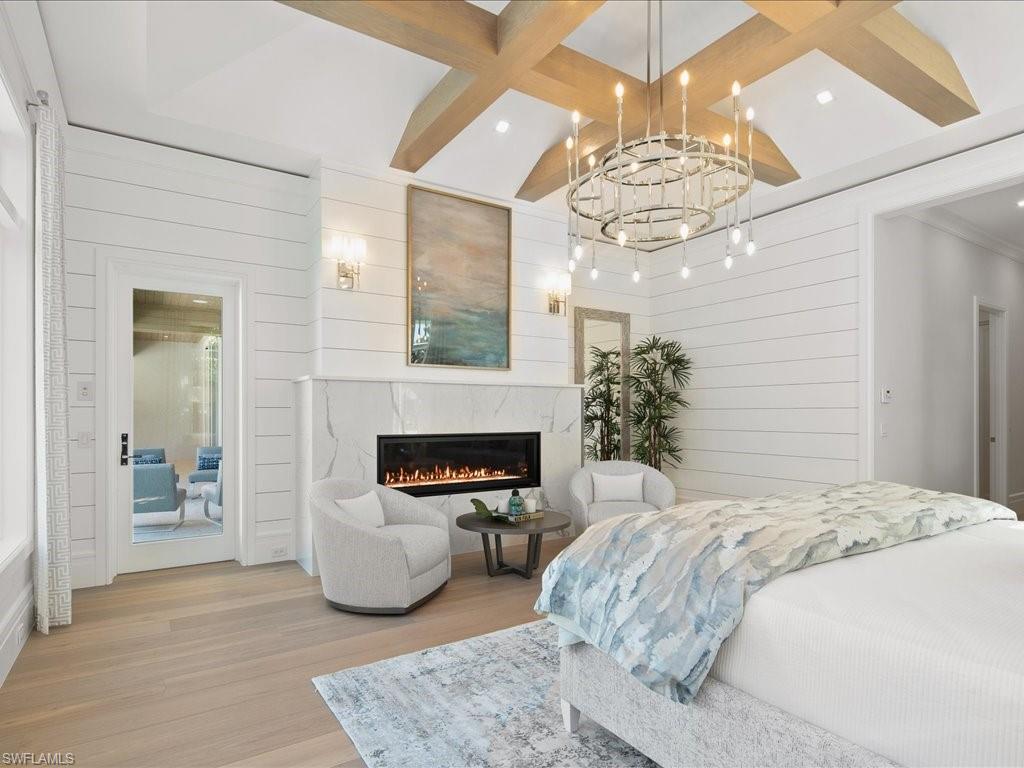 MOORINGS - Residential