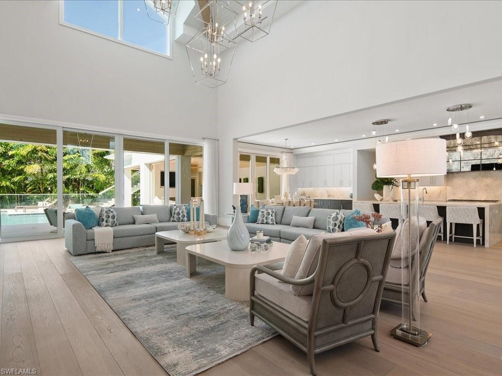 MOORINGS - Residential