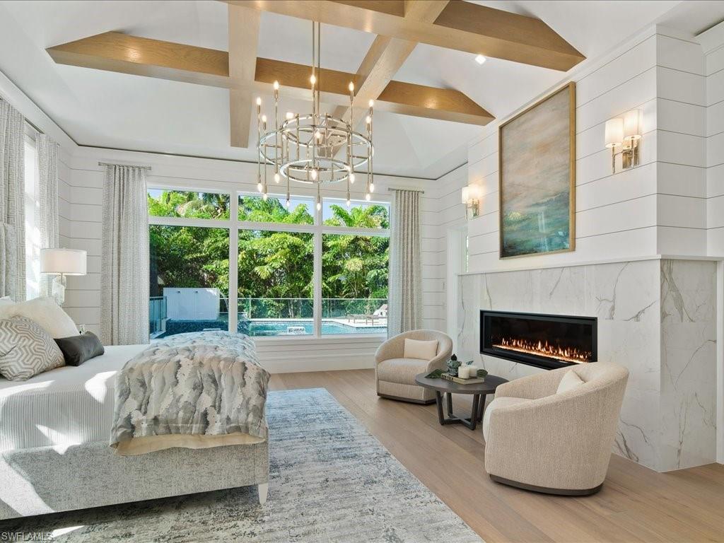 MOORINGS - Residential