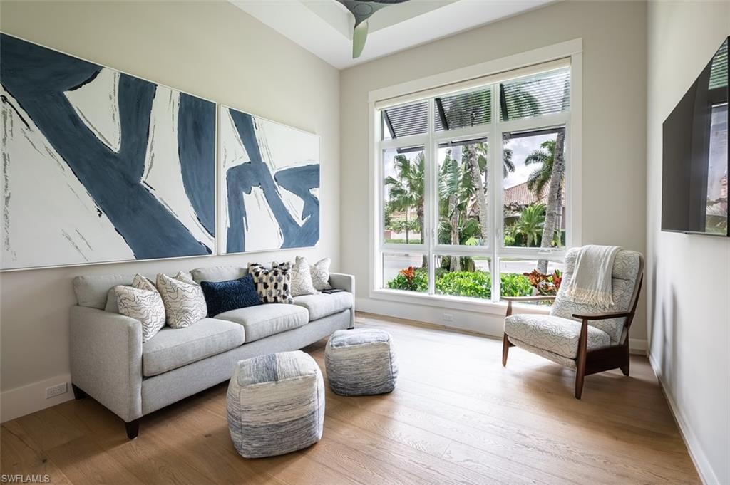 ROYAL HARBOR - Residential